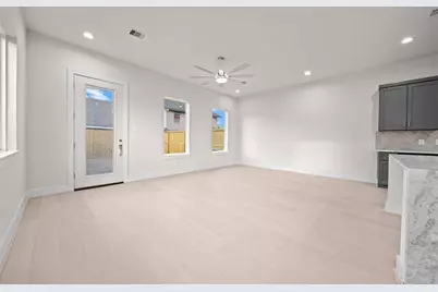 4527 Davenport Street, Houston, TX 77051 - Photo 10