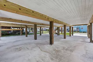 226 S Y St, La Porte, TX 77571 - Photo 8