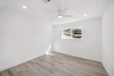 15402 Ripplestream Street, Houston, TX 77068 - Photo 20