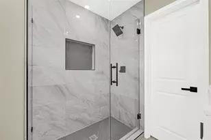 11923 Shady Meadow St, Houston, TX 77039 - Photo 14