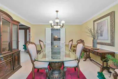 3919 Badger Forest Drive, Houston, TX 77088 - Photo 8