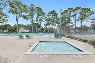 3919 Badger Forest Dr, Houston, TX 77088 - Photo 40