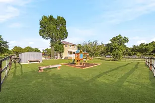 133 Meadow View Blvd, Del Valle, TX 78617 - Photo 38