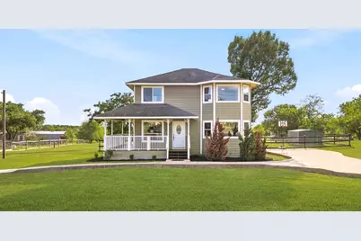 133 Meadow View Boulevard, Del Valle, TX 78617 - Photo 2