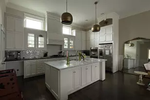 1414 Beachton St, Houston, TX 77007 - Photo 1