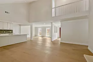 2126 Potomac Dr, Houston, TX 77057 - Photo 12