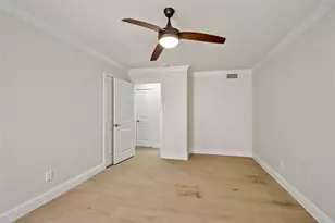2126 Potomac Dr, Houston, TX 77057 - Photo 22