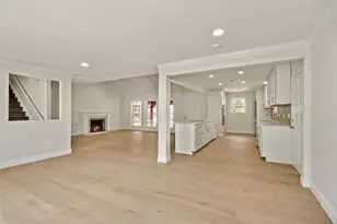 2126 Potomac Dr, Houston, TX 77057 - Photo 10