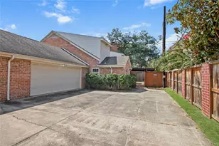 2126 Potomac Dr, Houston, TX 77057 - Photo 4
