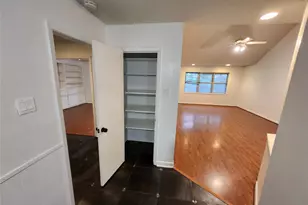 8403 Mullins Dr, Houston, TX 77096 - Photo 14
