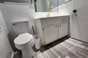 8403 Mullins Dr, Houston, TX 77096 - Photo 32