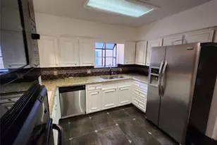 8403 Mullins Dr, Houston, TX 77096 - Photo 16