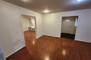8403 Mullins Dr, Houston, TX 77096 - Photo 10