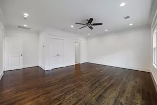 1031 E 7th 1/2 St, Houston, TX 77009 - Photo 28