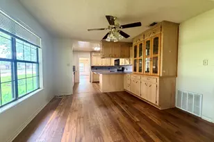 611 Keith St, Kennard, TX 75847 - Photo 6