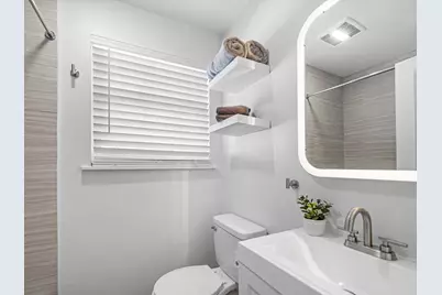 210 Emerson Street #7, Houston, TX 77006 - Photo 6