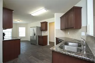 518 Douro Dr, Crosby, TX 77532 - Photo 4