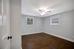 202 Fannin St, Tomball, TX 77375 - Photo 22