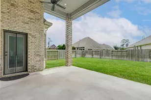 2806 Kingly Pne Trl, Conroe, TX 77385 - Photo 48