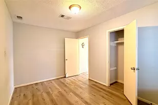 10502 Ambursen St, Houston, TX 77034 - Photo 14