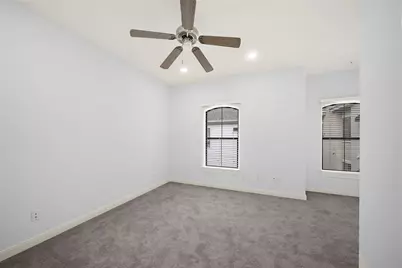 202 McGowen Street #F, Houston, TX 77006 - Photo 16