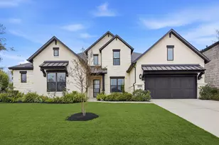 10102 S Goshawk Trl, Conroe, TX 77385 - Photo 2