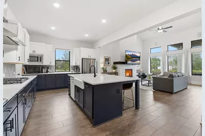 10102 S Goshawk Trail, Conroe, TX 77385 - Photo 8