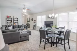 5135 Misty Ln, Bacliff, TX 77518 - Photo 6