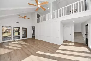 13946 Dolphin Dr, Willis, TX 77318 - Photo 6