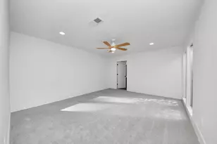 13946 Dolphin Dr, Willis, TX 77318 - Photo 28