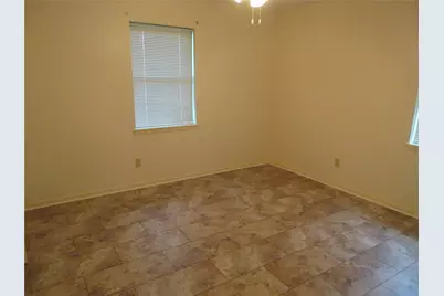 9213 Hammerly Boulevard, Houston, TX 77080 - Photo 14