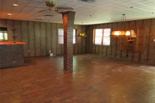 9213 Hammerly Blvd, Houston, TX 77080 - Photo 10