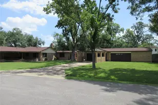 9213 Hammerly Blvd, Houston, TX 77080 - Photo 24