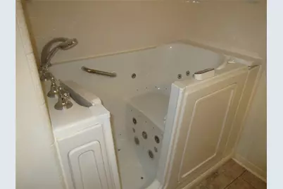 9213 Hammerly Boulevard, Houston, TX 77080 - Photo 12