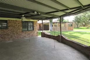 9213 Hammerly Blvd, Houston, TX 77080 - Photo 32