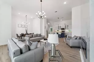 2122 Oatfield Dr, Houston, TX 77018 - Photo 10