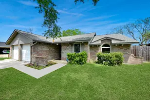 10327 Sageburrow Dr, Houston, TX 77089 - Photo 1