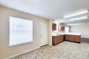 19718 Byron Meadows Dr, Katy, TX 77449 - Photo 10