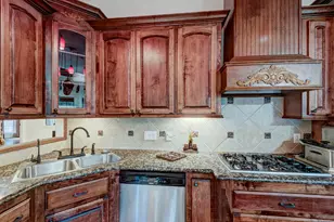 21015 Imperial Oak Dr, Magnolia, TX 77355 - Photo 14