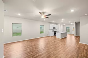12182 Ridge Top Dr, Conroe, TX 77304 - Photo 12