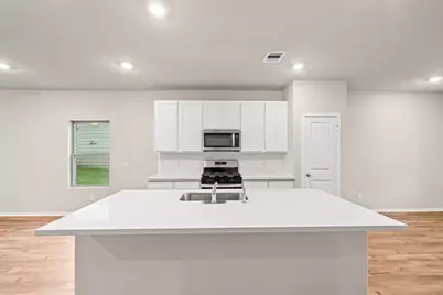 12182 Ridge Top Drive, Conroe, TX 77304 - Photo 4