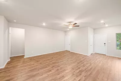 12182 Ridge Top Drive, Conroe, TX 77304 - Photo 10