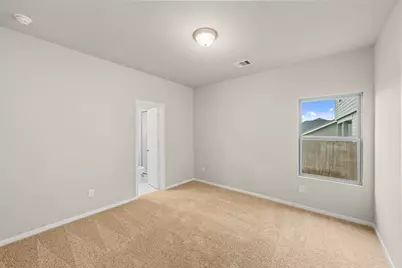 12182 Ridge Top Drive, Conroe, TX 77304 - Photo 14