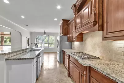 11498 Oak Springs Drive, Willis, TX 77378 - Photo 18