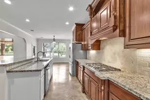11498 Oak Springs Dr, Willis, TX 77378 - Photo 18