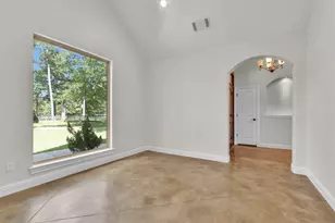 11498 Oak Springs Dr, Willis, TX 77378 - Photo 8