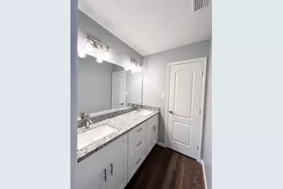 10005 W Chestnut Creek Way W, Pearland, TX 77584 - Photo 22