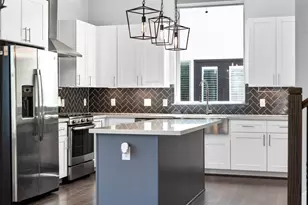 1114 W 15th 1/2 St, Houston, TX 77008 - Photo 24