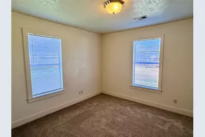 500 W Third Street, Brenham, TX 77833 - Photo 14