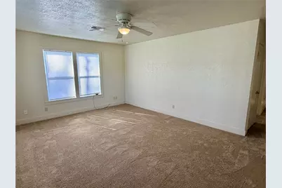 500 W Third Street, Brenham, TX 77833 - Photo 4